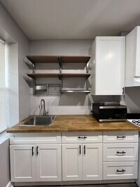 343 S Monroe St photo'