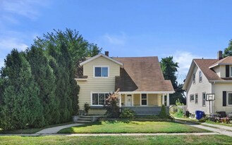 1509 27th St in Kenosha, WI - Building Photo