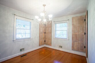 3917 Halifax Rd in Wilmington, NC - Building Photo - Building Photo