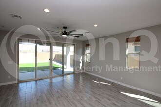 18032 W Elizabeth Ave in Goodyear, AZ - Building Photo - Building Photo