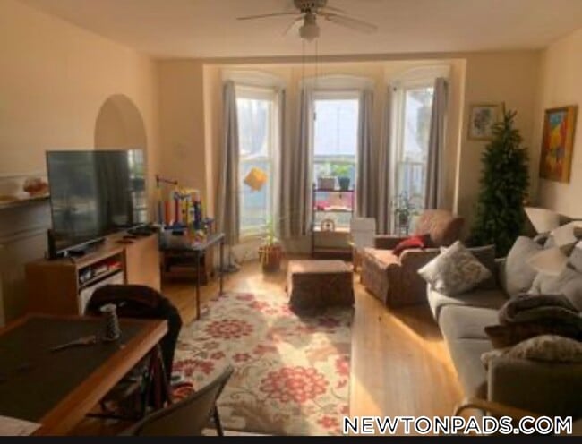 84 Walker St, Unit 1