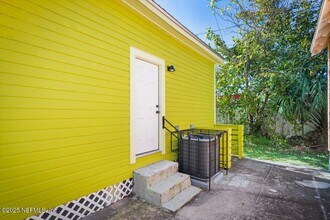 1946 Redell St in Jacksonville, FL - Building Photo - Building Photo
