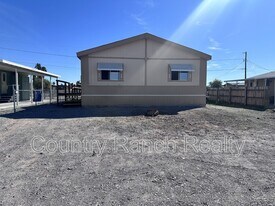 4440 Calle Agrada Dr in Fort Mohave, AZ - Building Photo
