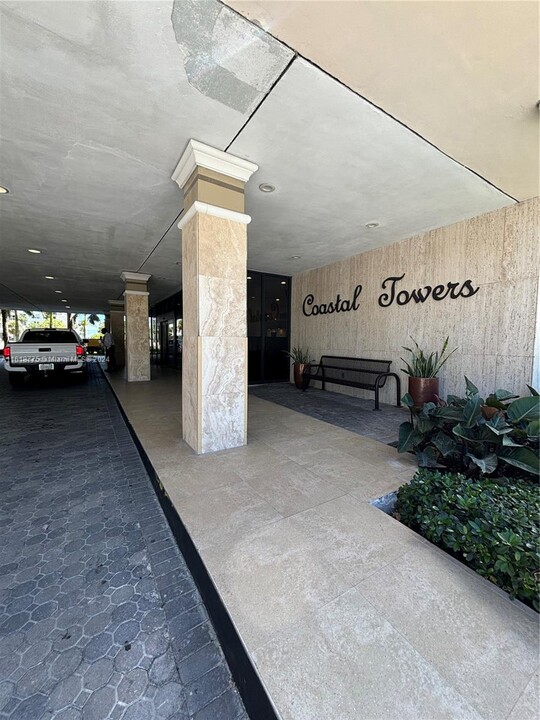 400 Kings Point Dr, Unit 309 in Sunny Isles Beach, FL - Building Photo