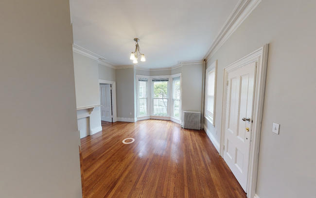 13 Pleasant St, Unit 101