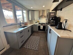 209 East St in Philadelphia, PA - Building Photo - Building Photo