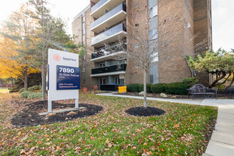 St. Rose Apartments in Windsor, ON - Building Photo - Building Photo