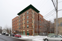 Casa Maravilla in Chicago, IL - Foto de edificio - Building Photo