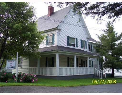 7 Park St in Caribou, ME - Foto de edificio