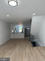 1929 Titan St in Philadelphia, PA - Building Photo