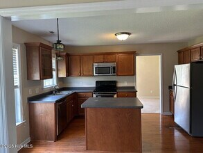 408 Southbridge Dr in Jacksonville, NC - Building Photo - Building Photo