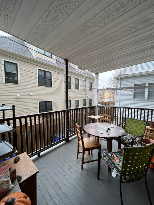 2 Gilson Ter, Unit 1 in Somerville, MA - Building Photo