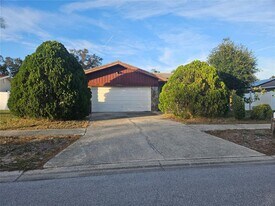 11557 124th Terrace N in Largo, FL - Building Photo