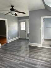 294 Franklin St, Unit #2 in Whitman, MA - Building Photo - Building Photo