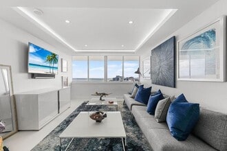 545 S Fort Lauderdale Beach Blvd in Fort Lauderdale, FL - Building Photo - Building Photo