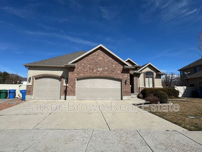3366 Alpine Vista Way in Lehi, UT - Building Photo - Building Photo