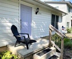 1914 W 38th St in Austin, TX - Building Photo