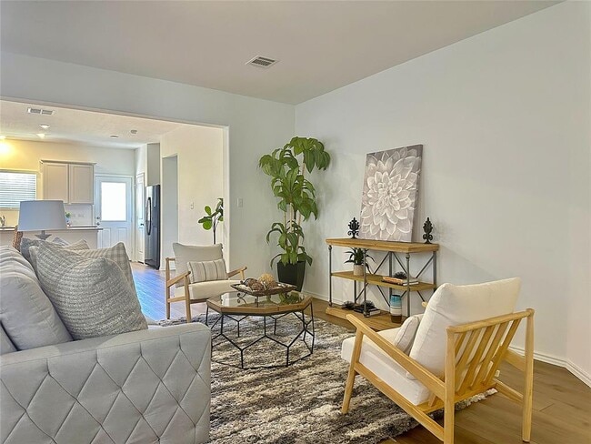 property at 106 Maravillas Bnd
