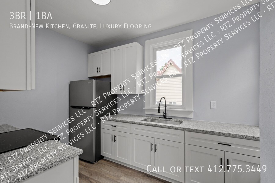 138 Linnview Ave in Pittsburgh, PA - Building Photo