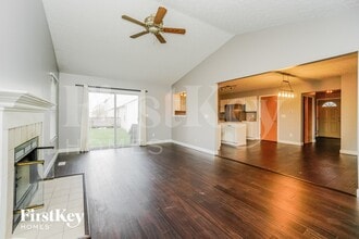 1896 Berwick Ct in Delaware, OH - Foto de edificio - Building Photo