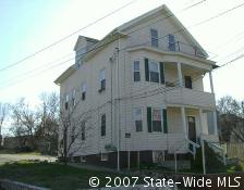 74 Veazie St in Providence, RI - Foto de edificio