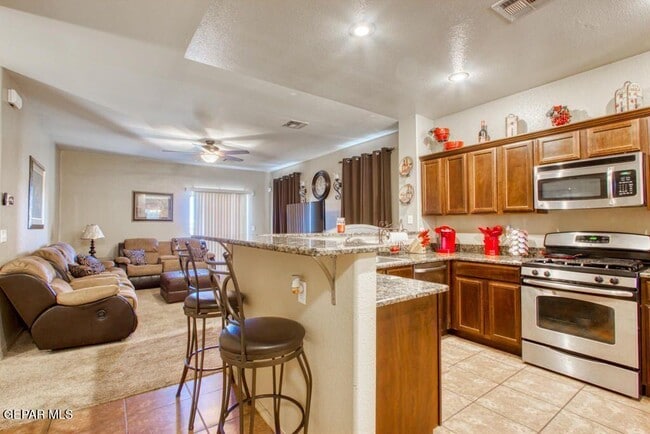 14444 Jacinto Ramos Ave in El Paso, TX - Building Photo - Building Photo