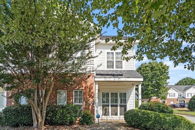 property at 6443 Mallard View Ln