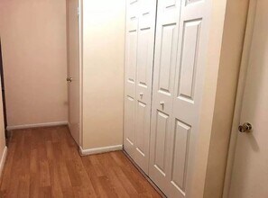 1927 Fort Monroe Ct in Dumfries, VA - Building Photo - Building Photo