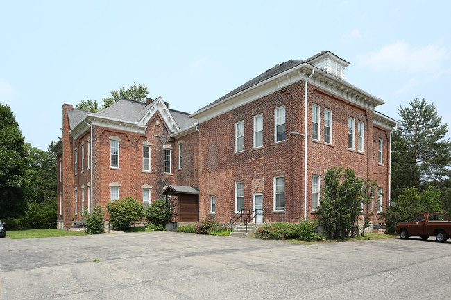 97 South Ave in Webster, NY - Building Photo - Primary Photo