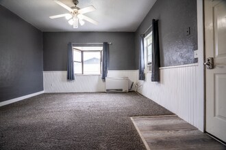 41 Riverside Rd S in Blackfoot, ID - Building Photo - Building Photo