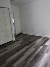 400 N Woodstock Rd in Southbridge, MA - Building Photo - Building Photo