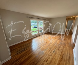 3311 Pridemore Dr in Cedar Falls, IA - Building Photo - Building Photo