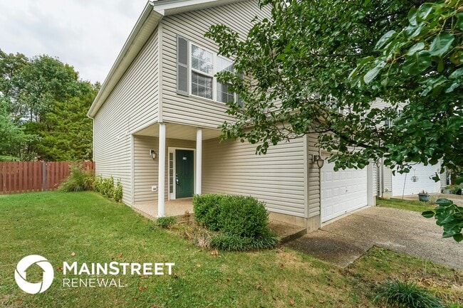 11608 Locust View Ct in Louisville, KY - Building Photo - Building Photo