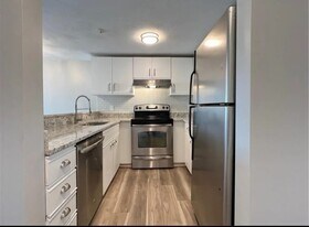 200 Woodlawn Ave in North Providence, RI - Building Photo