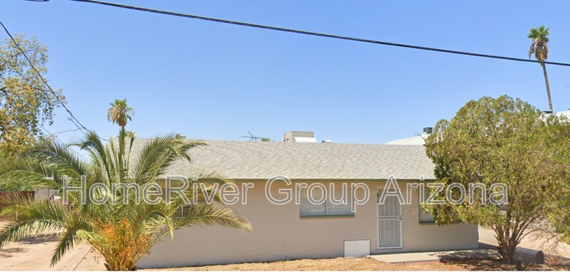 8916 North 11th St in Phoenix, AZ - Building Photo
