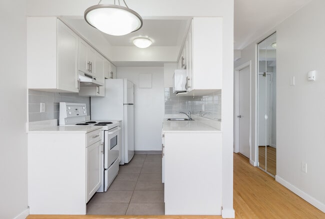 property at 1750 Davie St