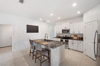 5517 Blue Azure Dr in Wimauma, FL - Building Photo - Building Photo