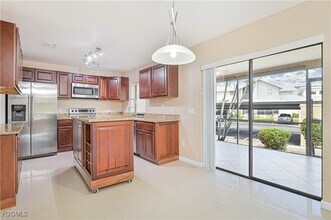 17040 Golfside Cir in Ft. Myers, FL - Building Photo - Building Photo