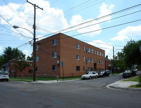 1225 50th Pl NE in Washington, DC - Building Photo - Building Photo