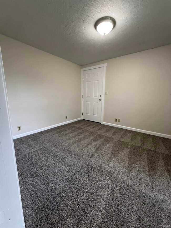 property at 1869 Forsythe Ln