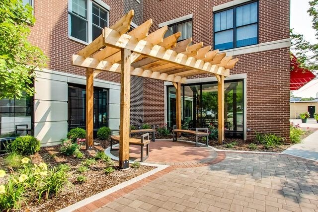 229 Park Ave in Clarendon Hills, IL - Building Photo - Building Photo