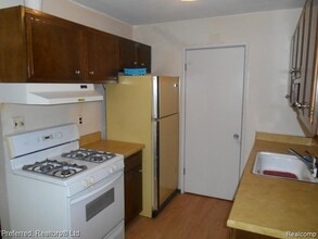 22812 Talford St in Novi, MI - Building Photo - Building Photo