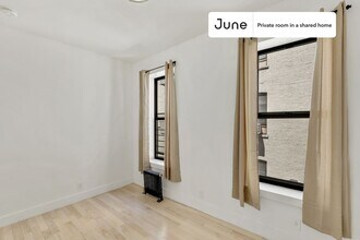 Room in Shared 4 bed/2 bath home in New York, NY - Building Photo - Building Photo