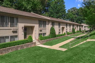 The Grand in Bensalem, PA - Building Photo