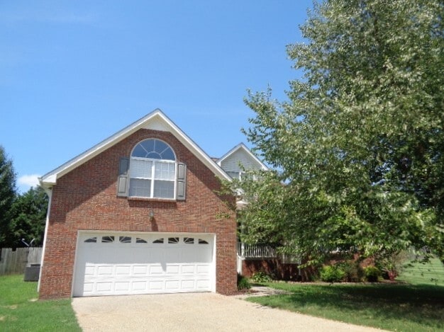 property at 614 Worthington Pl