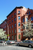 71 W 83rd St Apartments