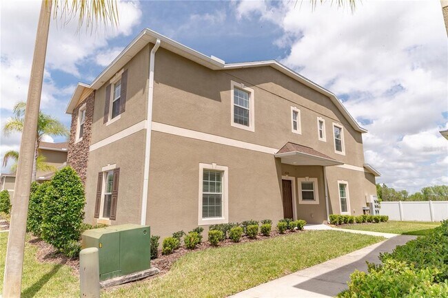 property at 31235 Claridge Pl