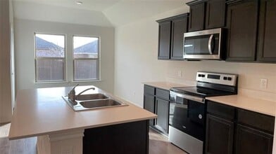 2914 Jasmine Dr in Sherman, TX - Building Photo - Building Photo