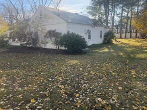 22 Nightingale Path in Newton, MA - Building Photo - Building Photo