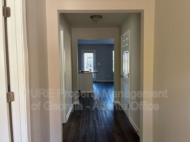 305 Nutwood Trce in Locust Grove, GA - Building Photo - Building Photo